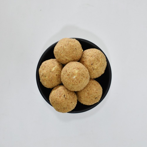 Pure Ghee Methi Laddu/ शुद्ध तूपातले मेथी लाडू (200 g)